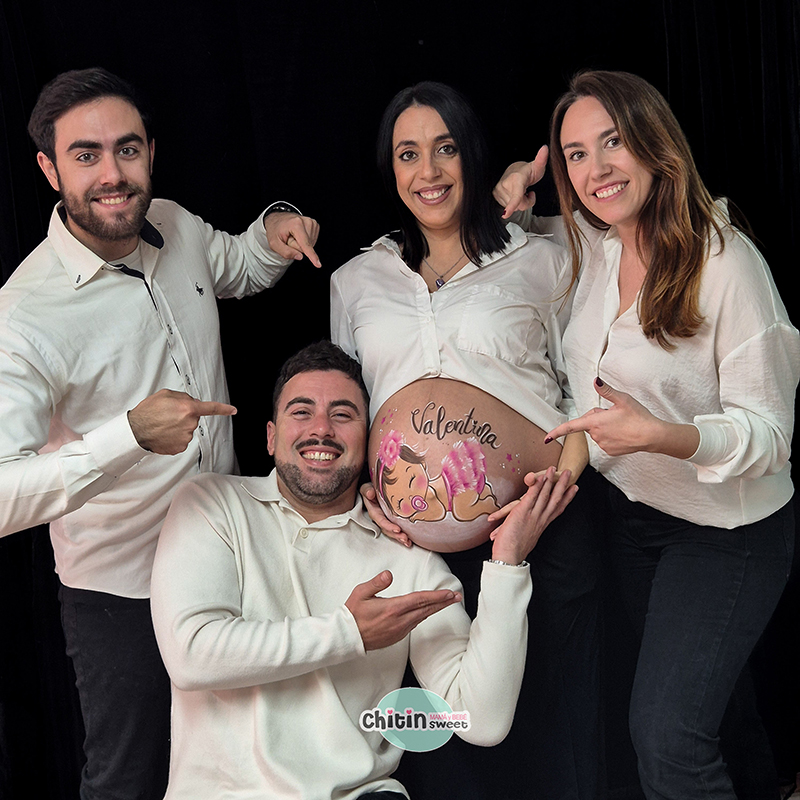 bellypainting-ecografia-emocional-pintabarrigas-embarazada-fotografia-elda-elche-alicante-embarazo-experiencia-regalo-babyshower-doula-matrona-preparto-postparto-lista-nacimiento-monovar-villena-hiperrealismo-gestación-familia