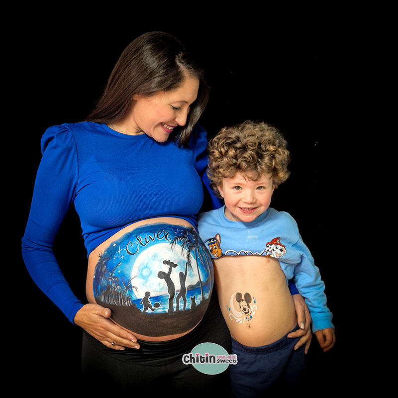 bellypainting-ecografia-emocional-hiperrealismo-embarazada-elda-familia-pintabarrigas